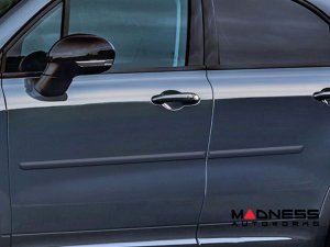 FIAT 500L Body Side Molding - Paintable